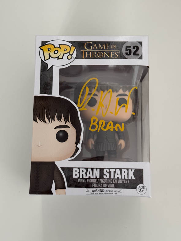 Isaac Hempstead-Wright aka Bran Stark original Autogramm mit Charakter Name auf Game of Thrones Funko Pop 52 - yellow