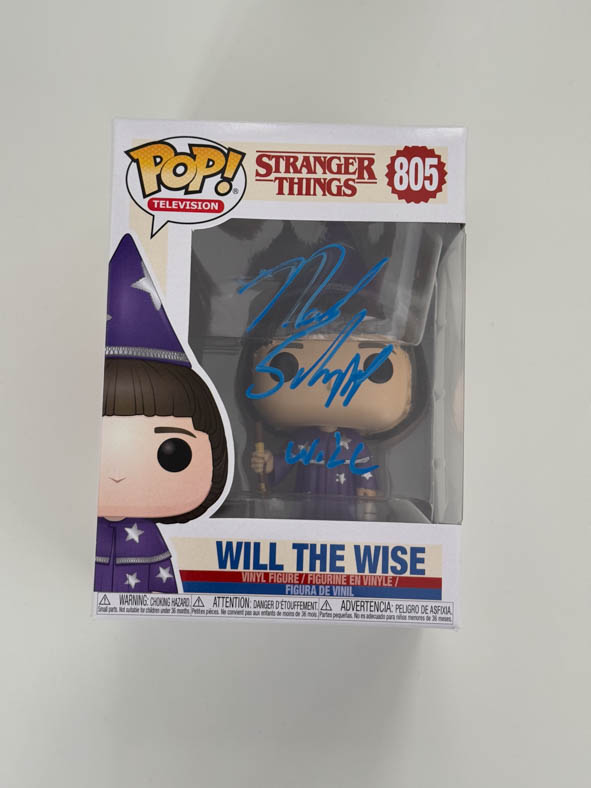 Noah Schnapp aka Will original Autogramm mit Charaktername auf Stranger Things Funko Pop 805 - blau