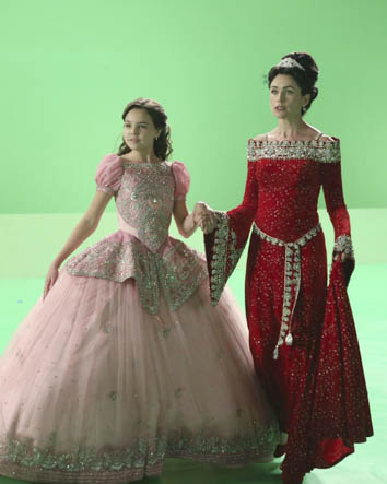 Bailee Madison Motiv 02 - Autogrammservice GFCC 2025