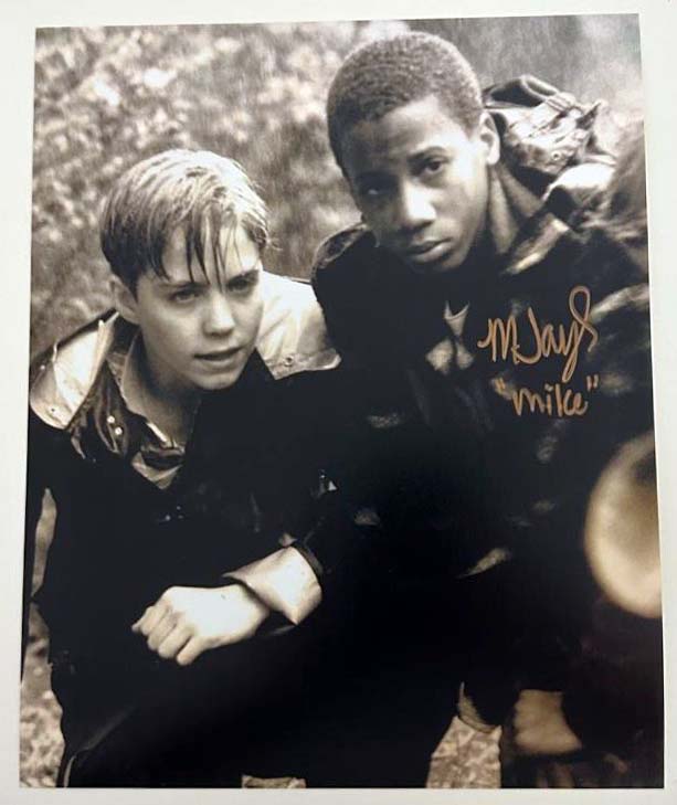 Marlon Taylor aka Mike original Autogramm auf 20x25 Stephen Kings Es Foto