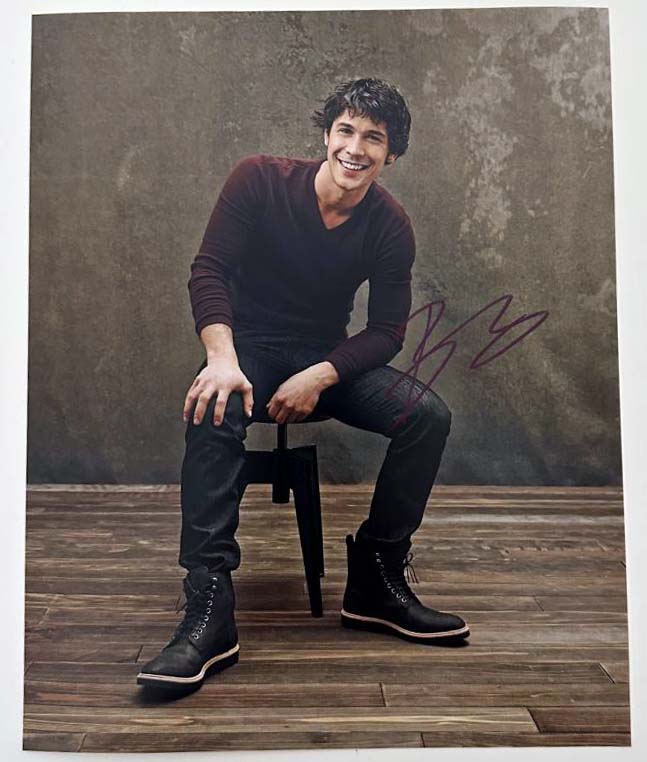 Bob Morley aka Bellamy Blake original autograph on 8x10 The 100 photo