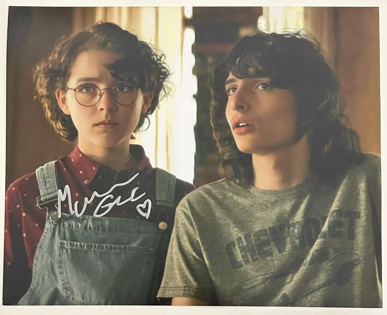 Mckenna Grace aka Phoebe original autograph on 8x10 Ghostbusters:Legacy photo