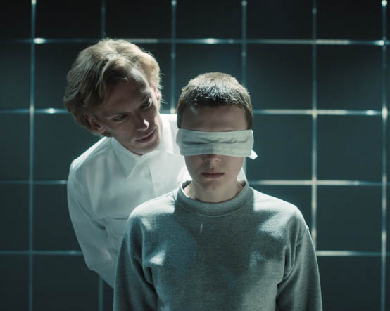 Jamie Campbell Bower Motiv 17 - Autogrammservice German Stranger Con 2026