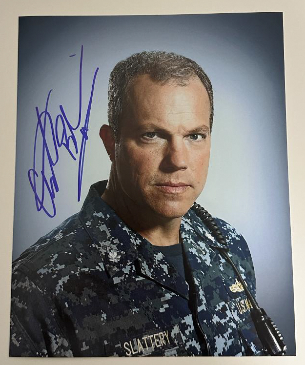 Adam Baldwin original Autogramm auf 20x25 Foto         