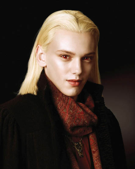 Jamie Campbell Bower Motiv 19 - Autogrammservice German Stranger Con 2026