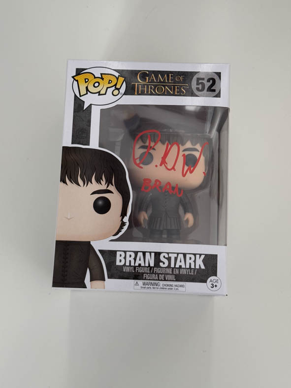 Isaac Hempstead-Wright aka Bran Stark original Autogramm mit Charakter Name auf Game of Thrones Funko Pop 52 - rot