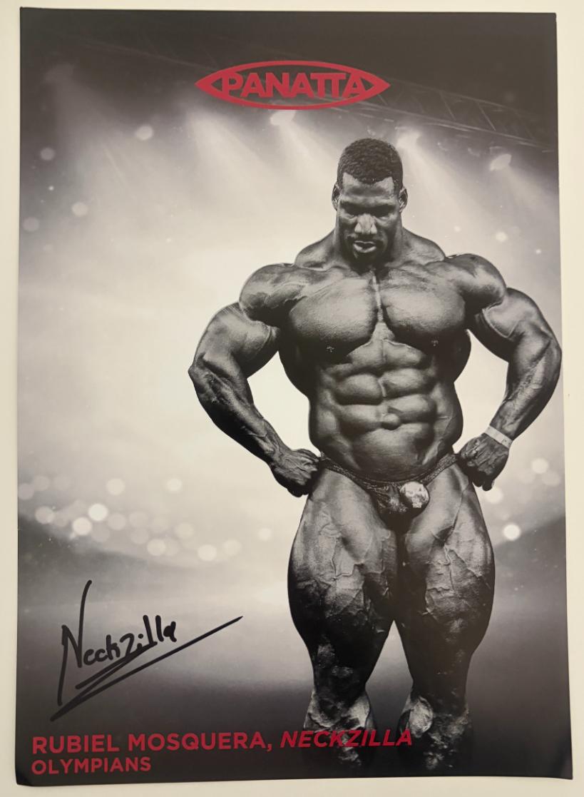 Rubiel Mosquera original autograph on 8x12 postcard (Thin Paper)