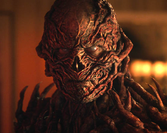 Jamie Campbell Bower Motiv 07 - Autogrammservice German Stranger Con 2026