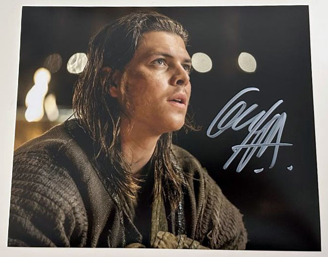 Alex Hogh Andersen - Ivar der Knochenlose original Autogramm auf 20x25 Foto VIKINGS
