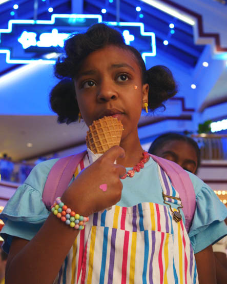 Priah Ferguson Motiv 04 - Autogrammservice German Stranger Con 2026