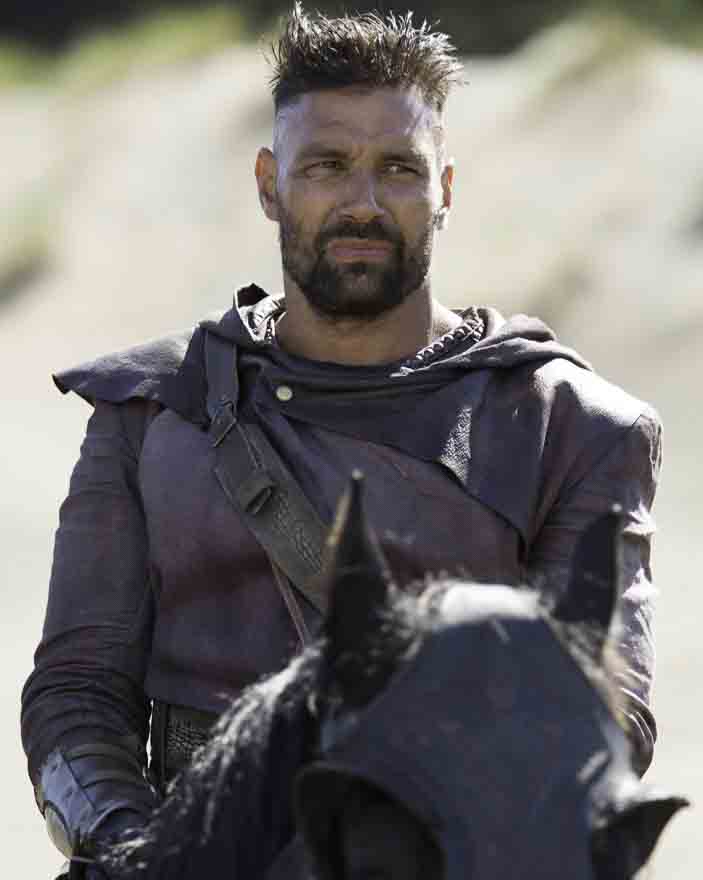 Manu Bennett Motiv 10 - Autogrammservice German Castle Con 2026