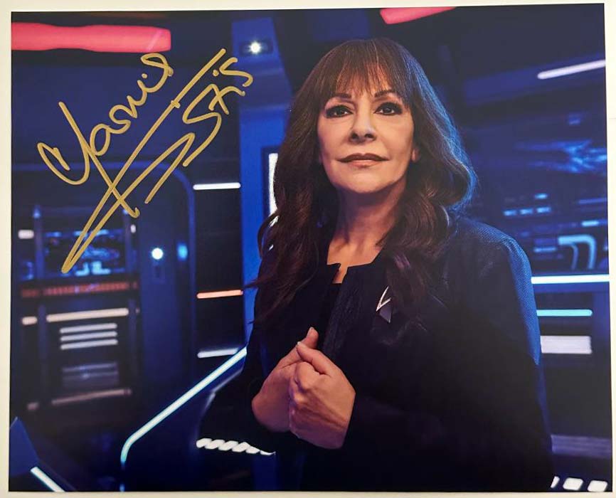Marina Sirtis aka Deanna Troi original Autogramm auf 20x25 Star Trek Foto