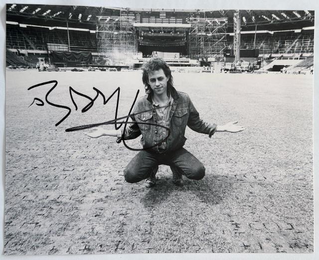 Bob Geldof original autograph on 8x10 photo 