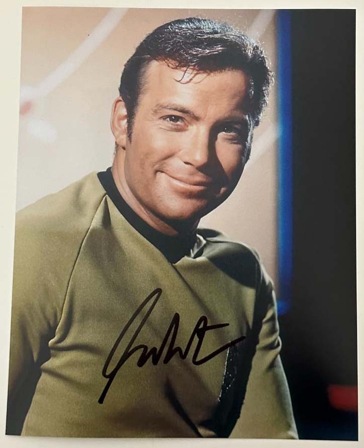 William Shatner aka Captain Kirk original autograph on 8x10 Star Trek photo 