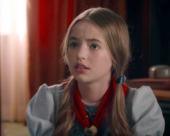 Nell Fisher Motiv 13 - Autogrammservice German Stranger Con 2026