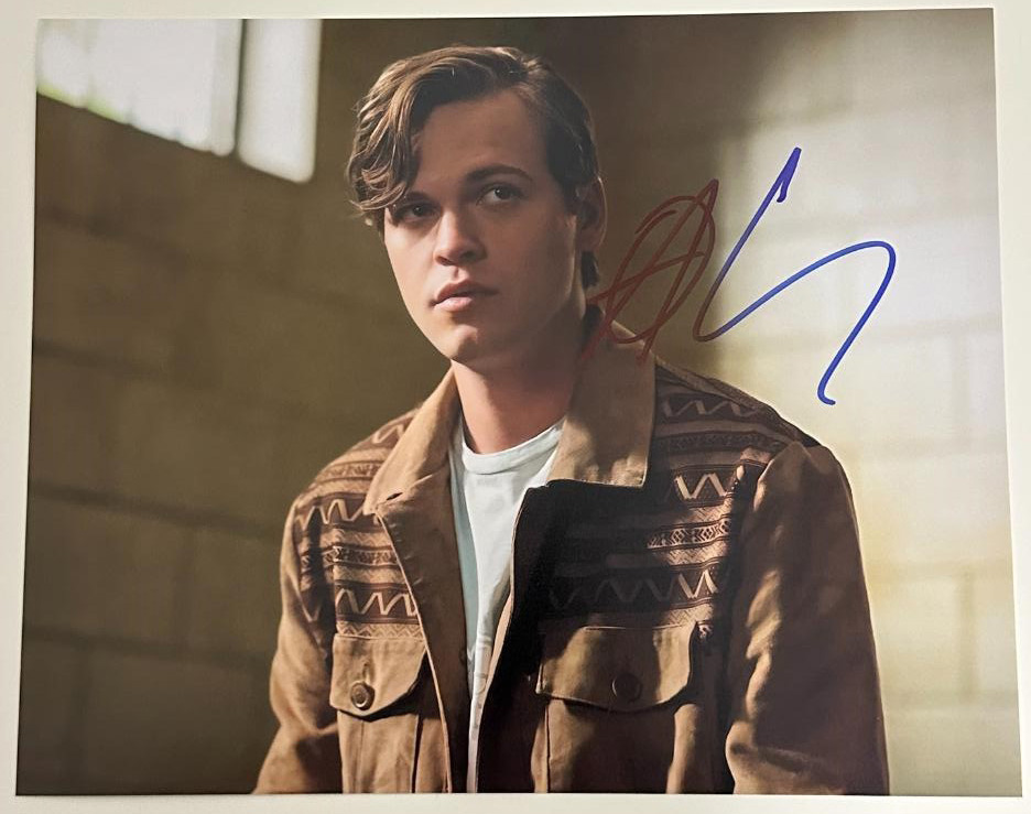 Alexander Calvert aka Jack original Autogramm auf 20x25 Supernatural Foto