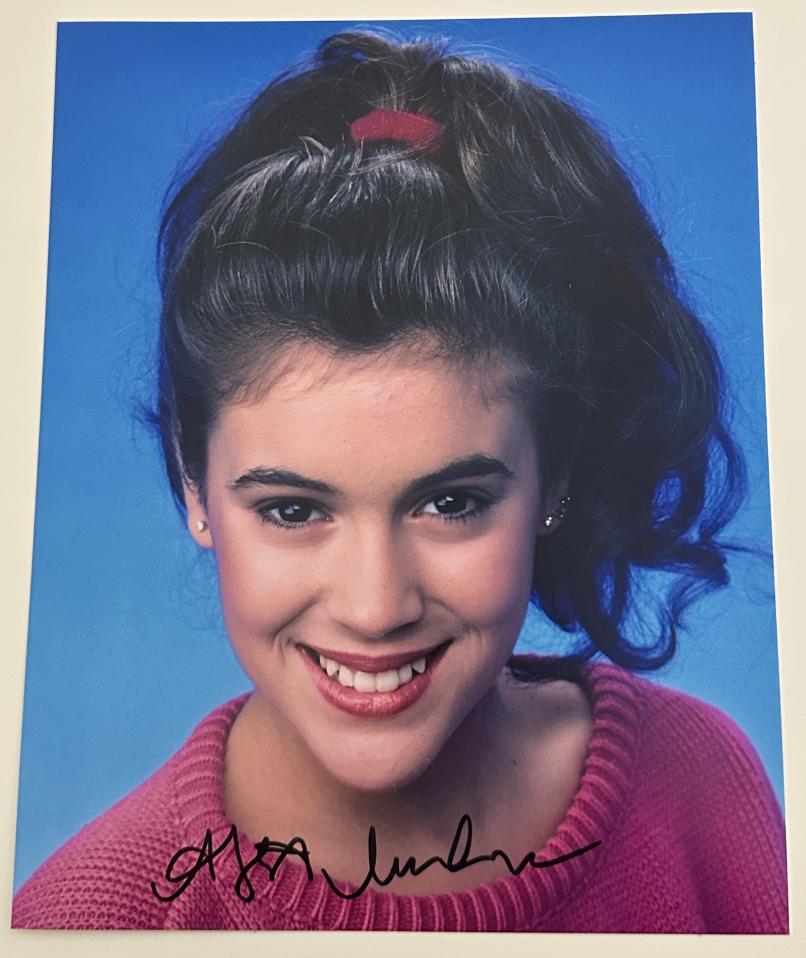 Alyssa Milano original Autogramm auf 20x25 Foto
