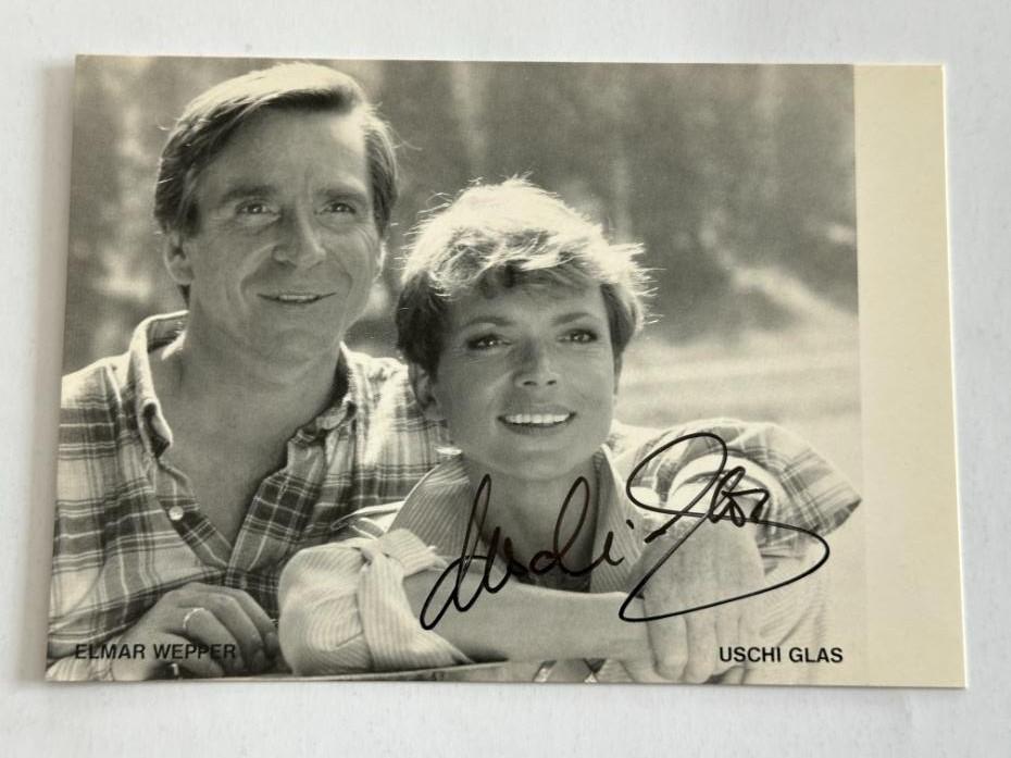 Uschi Glas original autograph on 6x4 postcard