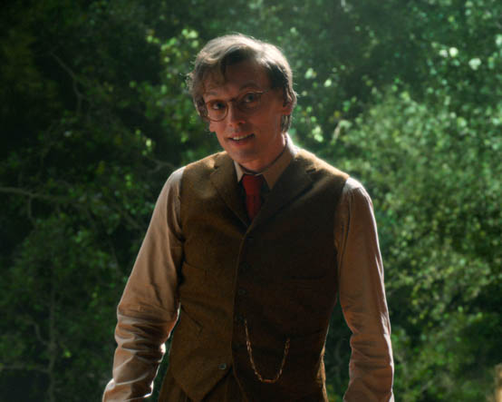 Jamie Campbell Bower Motiv 05 - Autogrammservice German Stranger Con 2026