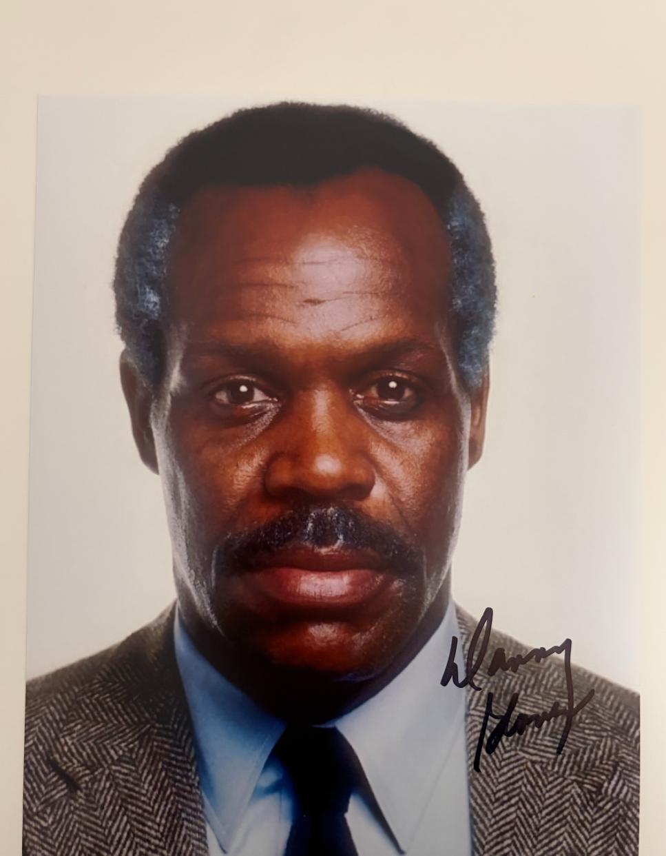  Danny Glover original Autogramm auf 20x25 Lethal Weapon Foto    